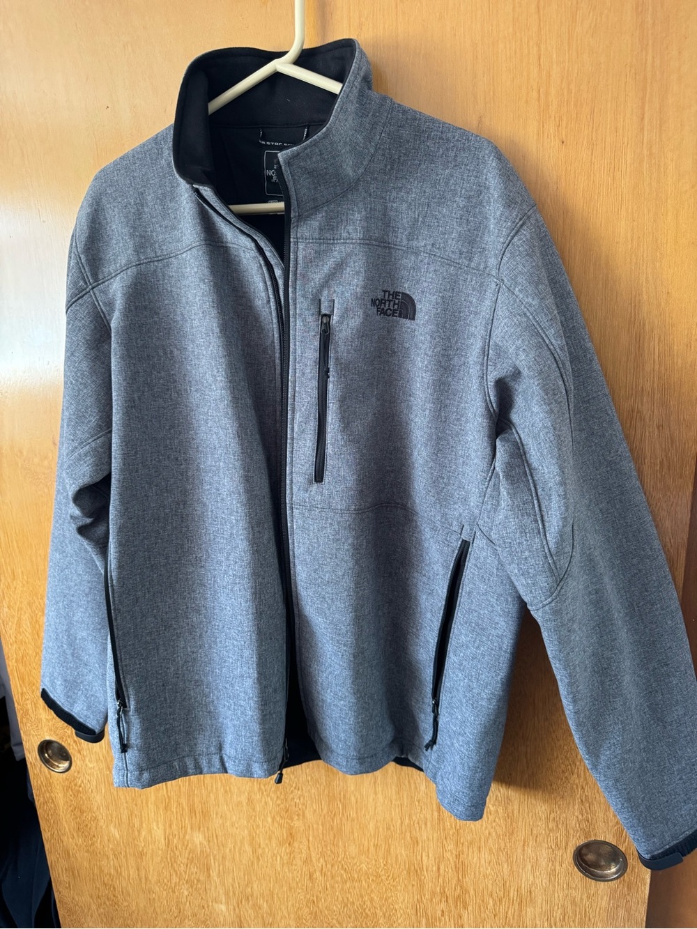The North Face Men’s Gray Softshell Performance Jacket